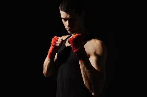 the-female-athlete-training-hard-in-the-gym-fitne-2022-02-02-04-52-15-utc1 (1)